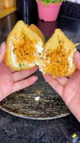 COXINHA FRANGO CATUPIRY(120 GR )
