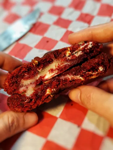 Lumiè Red Velvet Recheado ❤️🤍