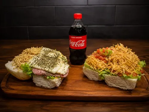 Combo, Dog Pizza + Dog Frango + Coca 600