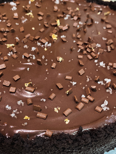 Torta de chocolate com caramelo salgado