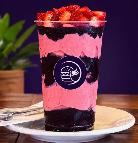 Creme Morango + Fruta morango