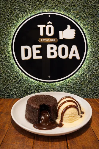 Petit Gateau com Sorvete