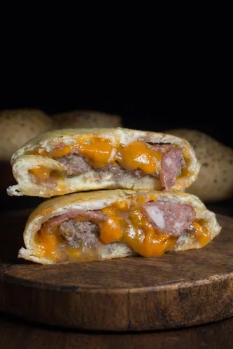 Hamburgão Gourmet Calabresa e Cheddar Cremoso