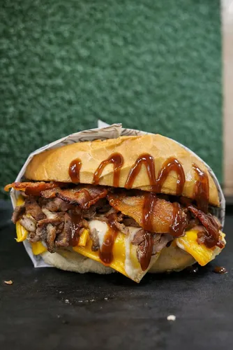 GREEK BACON CLÁSSICO