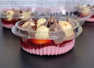 Bombom de Geleia e Creme de Morango & Bisc. & Choco