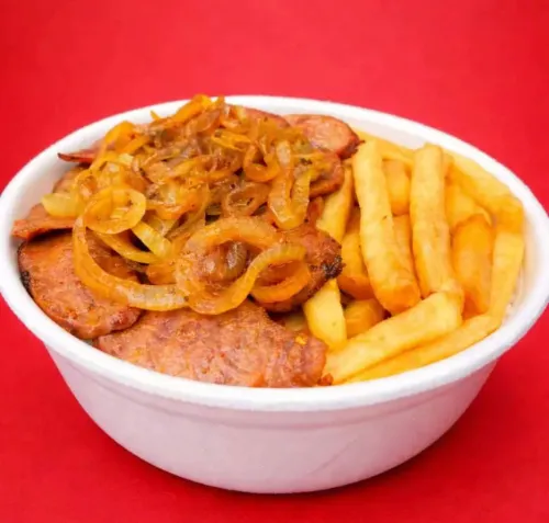 Calabresa Acebolada + Fritas 