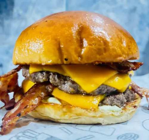Duplo Bacon & Cheddar