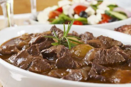 Carne ao molho madeira
